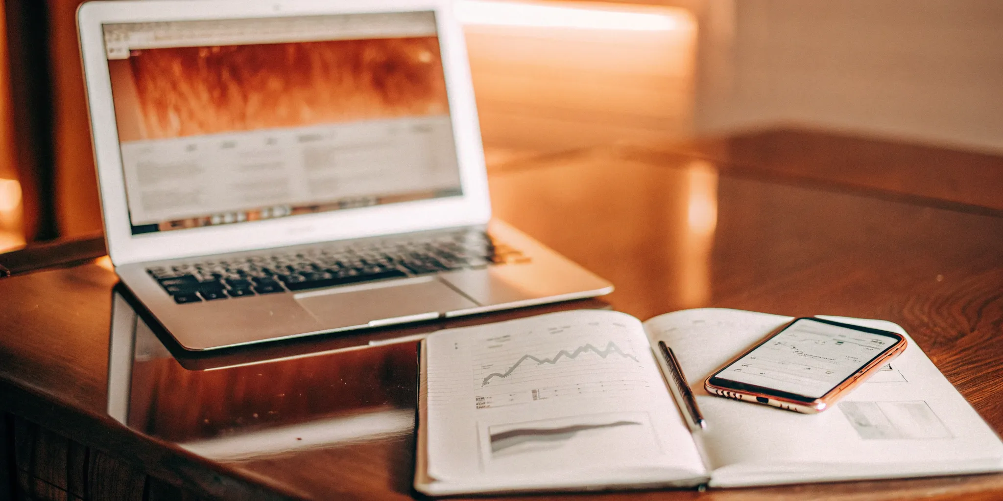 Read more about the article Choosing a Website Builder with SEO: Key Features & Tips