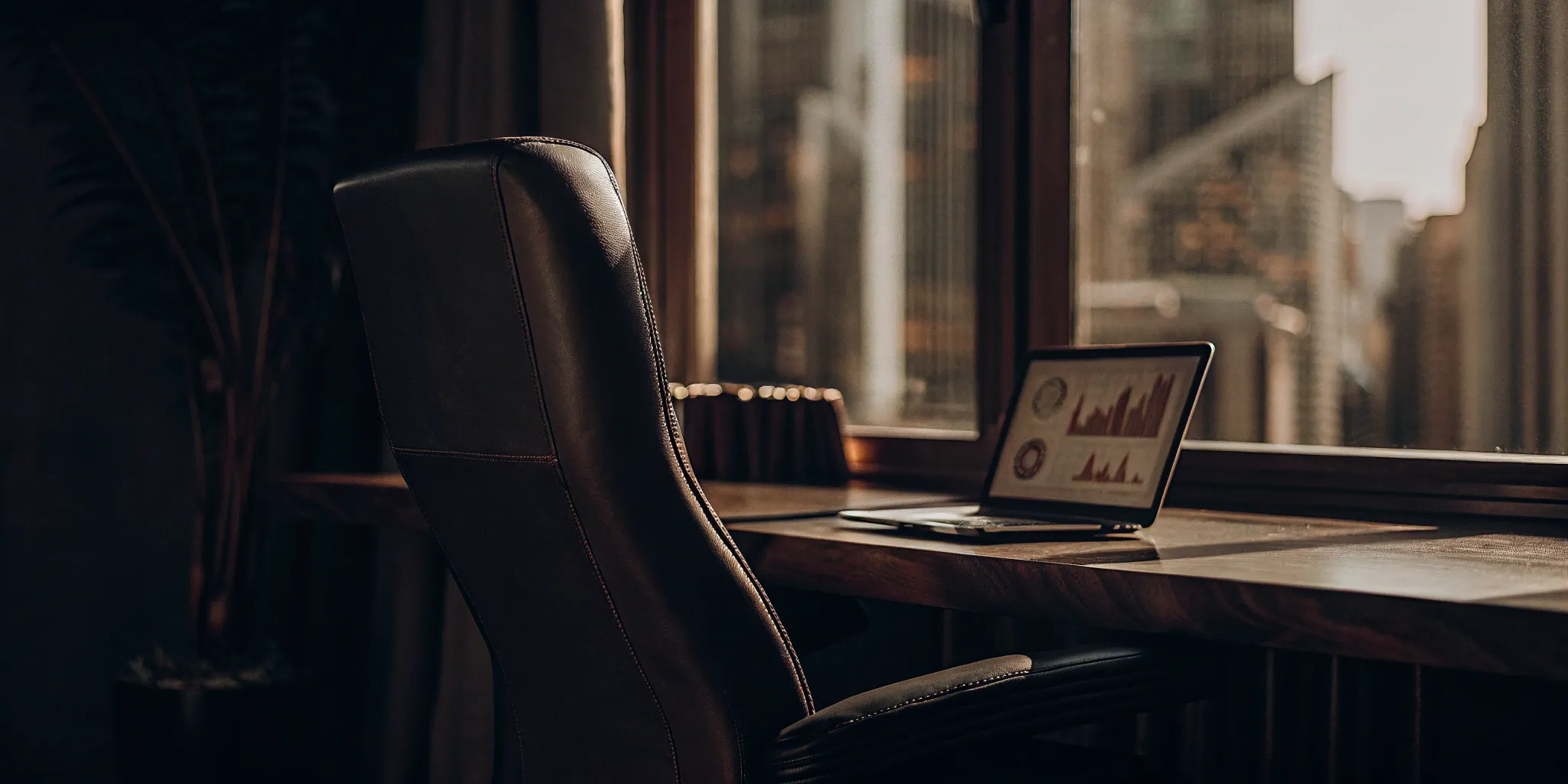 Read more about the article Fractional CMO for Media Companies: The Ultimate Guide